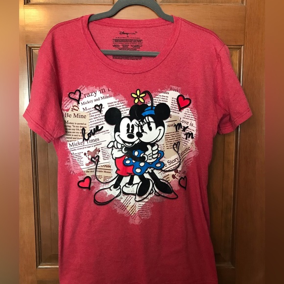 Mickey & Minnie Mouse T shirt and socks! - Picture 2 of 6